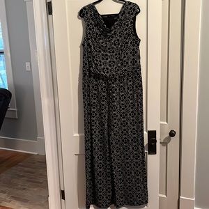 Women’s jumpsuit. Jessica Howard size 16